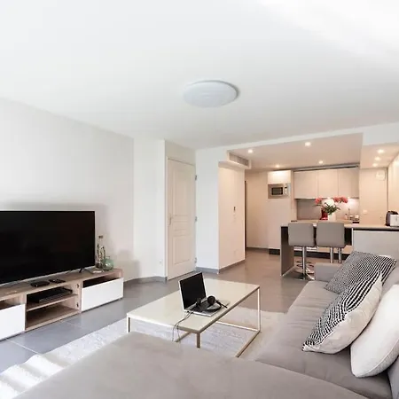 Superbe T2 Moderne Et Luxueux Lägenhet